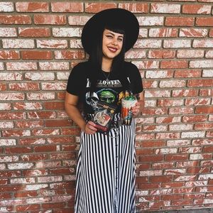 🖤🤍Pinstripe Maxi Skirt 🤍🖤